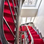 New Mezzanine Studio In The Heart Of Paris